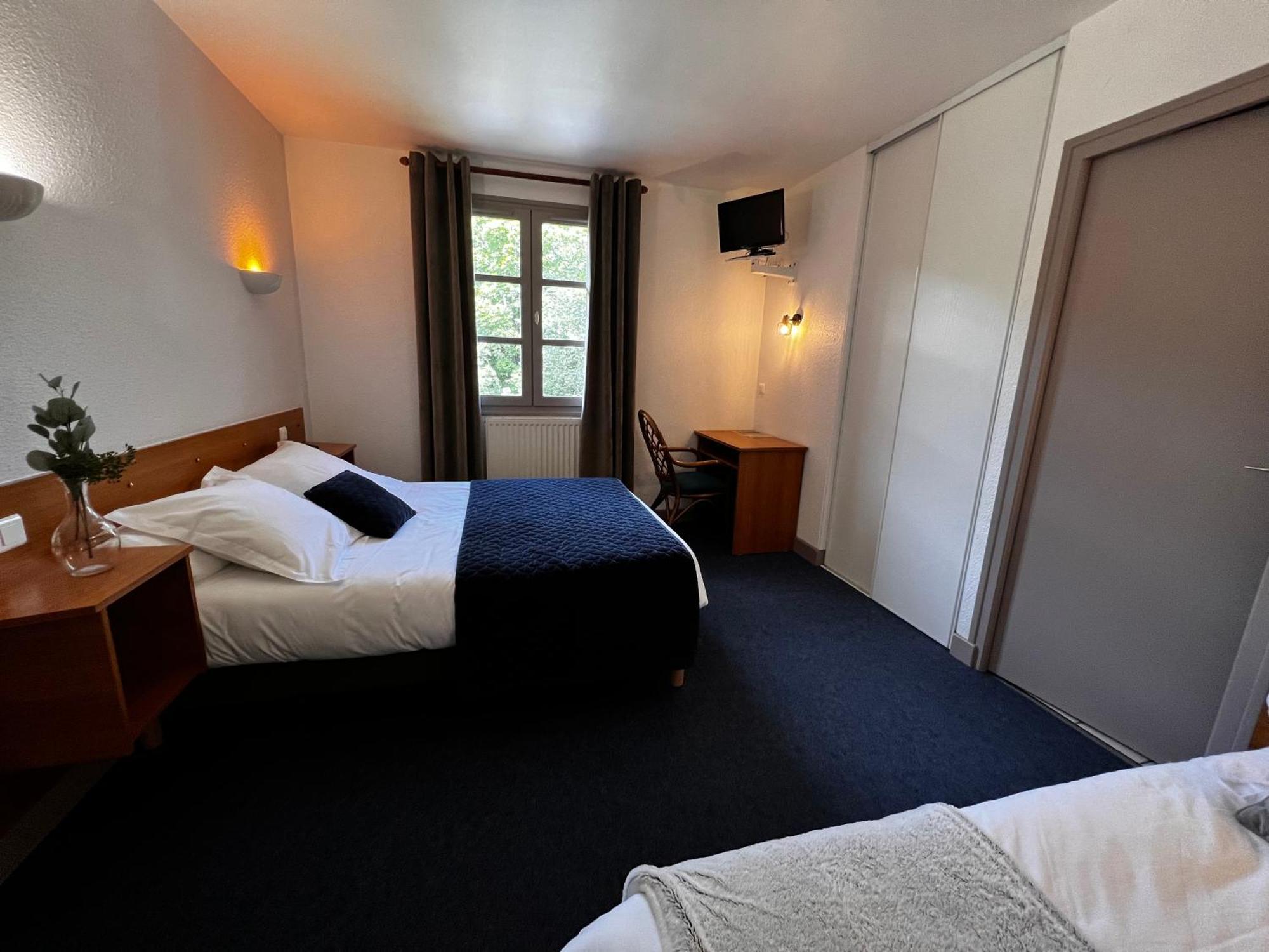 L'Escoundillou Hotel Saint-Jacques-des-Blats Kültér fotó