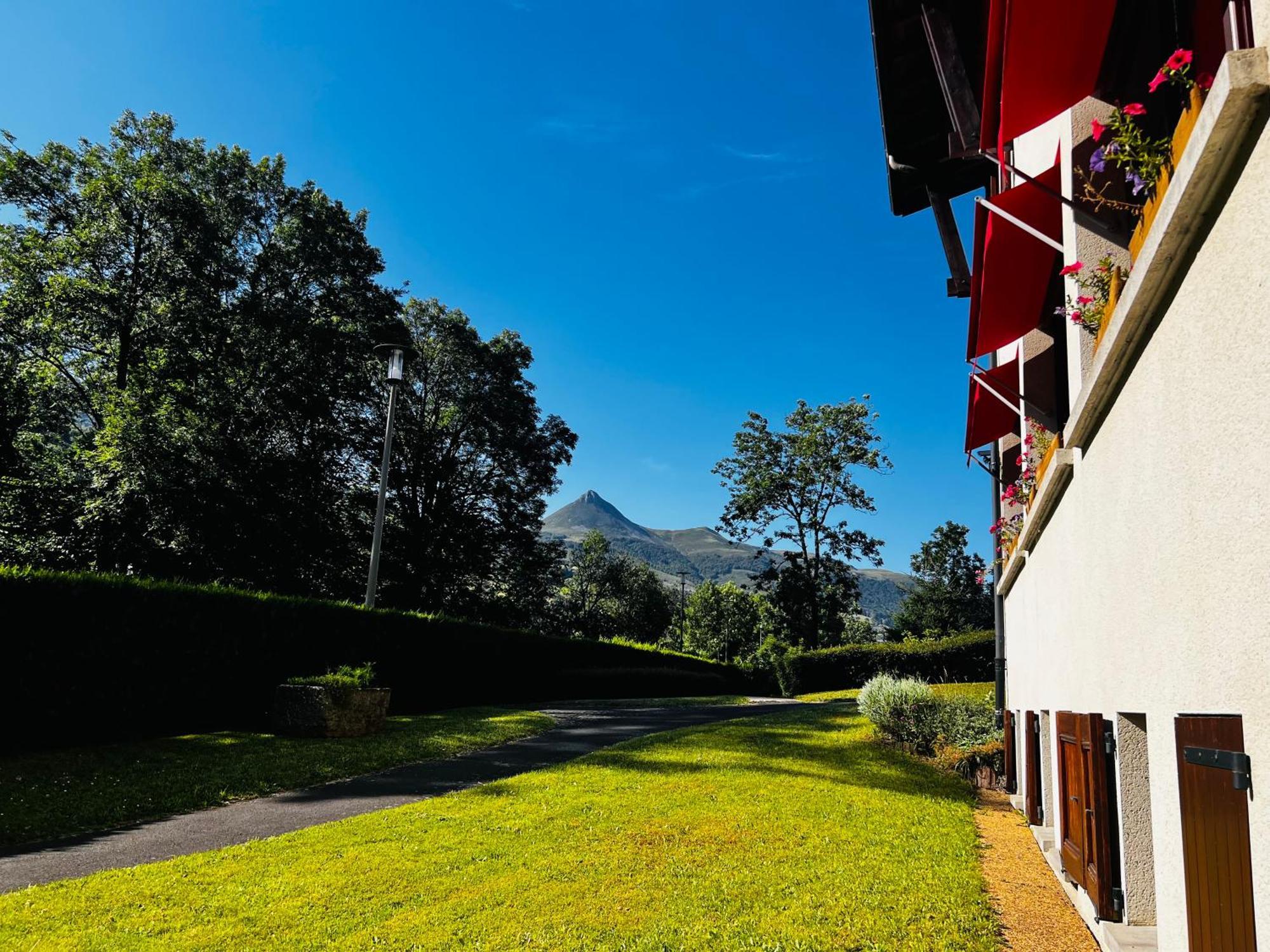 L'Escoundillou Hotel Saint-Jacques-des-Blats Kültér fotó